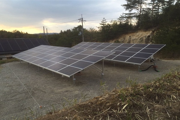 Proyecto de planta solar de 70kw en nara, japón (módulo solar inteligente)